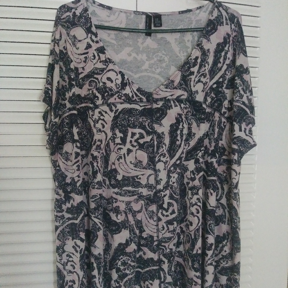 💜Cynthia Rowley Tee💜